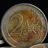Face commune d'une 2 €, carte du modèle 2007, la même que sur cette pièce